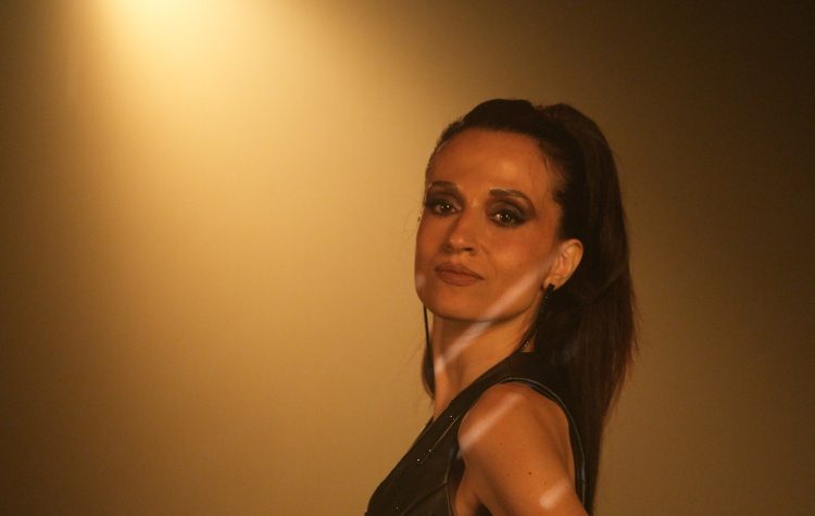 Χριστουγεννιάτικη συναυλία με τη Βάλια Σκούρα στη Μεταμόρφωση