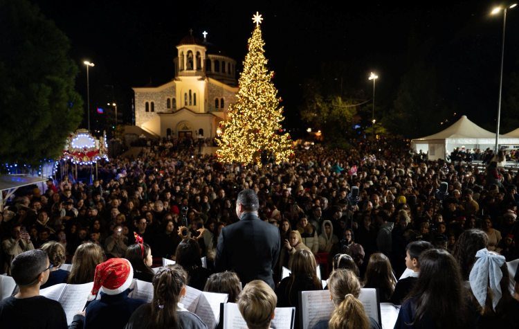 Συνεχίζει… εορταστικά ο Δήμος