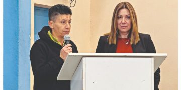 Πειραματικό Λύκειο Αμαρουσίου: «Κόκκινα Παπούτσια - Άσπρες Ψυχές»