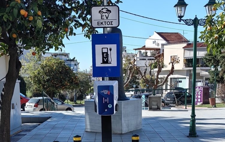 Επιπλέον σταθμοί φόρτισης ηλεκτρικών οχημάτων