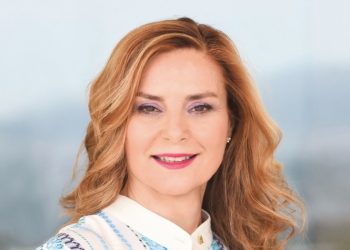 Φ. Χατζηαθανασιάδου: Προσφυγή στην Αποκεντρωμένη Διοίκηση «για την προσβλητική συμπεριφορά του δημάρχου»