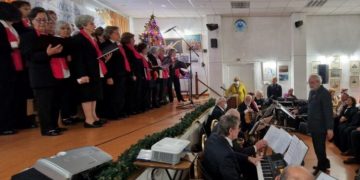 «Ρεσιτάλ» αγάπης στη γιορτή των ΚΑΠΗ του Δήμου