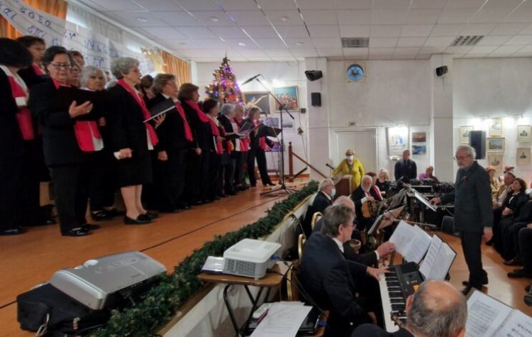 «Ρεσιτάλ» αγάπης στη γιορτή των ΚΑΠΗ του Δήμου