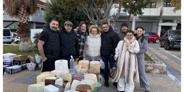 Πλατεία Νέας Πεντέλης : Πραγματοποιήθηκε η δράση διάθεσης προϊόντων Ελλήνων παραγωγών