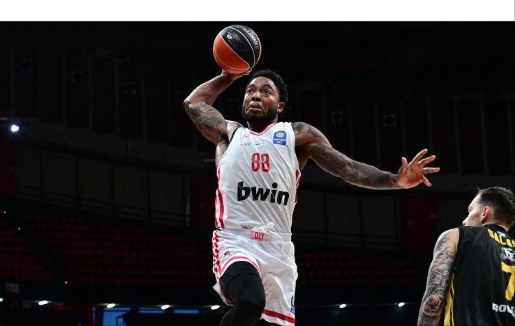 BASKET LEAGUE: Ήττα εντός προγράμματος στο ΣΕΦ από τον Ολυμπιακό για το Μαρούσι