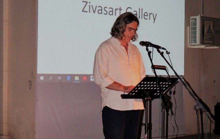 Ο Νίκος Ζήβας