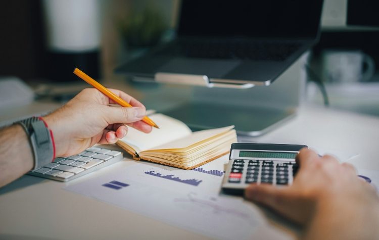 Δημοτικό Συμβούλιο: Σταθερά τέλη με μειώσεις και απαλλαγές για το 2026