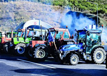 Αγρότες: Μπλόκα, τέλος!