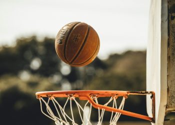 Φιλανθρωπικός αγώνας μπάσκετ από την Αθλητική Ένωση Ψυχικού