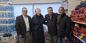 Πλήθος φορέων, συλλόγων, επιχειρήσεων και σχολικών μονάδων του Αμαρουσίου κινητοποιήθηκαν συντονισμένα, συγκεντρώνοντας τρόφιμα και παραδίδοντάς τα απευθείας στο Κοινωνικό Παντοπωλείο του Δήμου Αμαρουσίου κατά τη διάρκεια της εορταστικής περιόδου των Χριστουγέννων