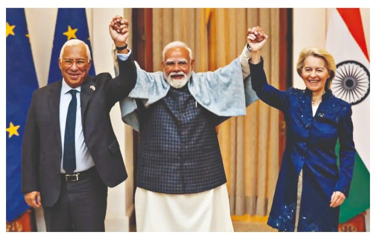 Μια ιστορική εμπορική συμφωνία που προκαλεί εκνευρισμό στην άλλη πλευρά του Ατλαντικού, συνήψαν αιφνιδιαστικά Ευρωπαϊκή Ένωση και Ινδία