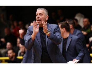 ΚΥΠΕΛΛΟ ΕΛΛΑΔΑΣ: Το Μαρούσι νίκησε την Δόξα Λευκάδας και συνεχίζει στο κυνήγι του Final 8