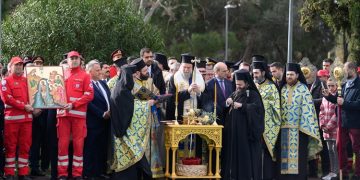 Με κατάνυξη και λαμπρότητα τα Θεοφάνεια στο Άλσος Νέας Φιλαδέλφειας