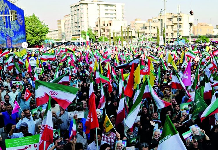 Ιράν: Ανατροπή στο κενό