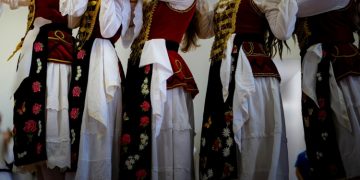 Παραδοσιακοί χοροί