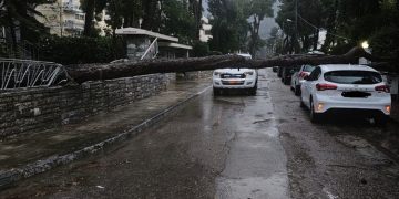 Η Κηφισιά άντεξε στην κακοκαιρία