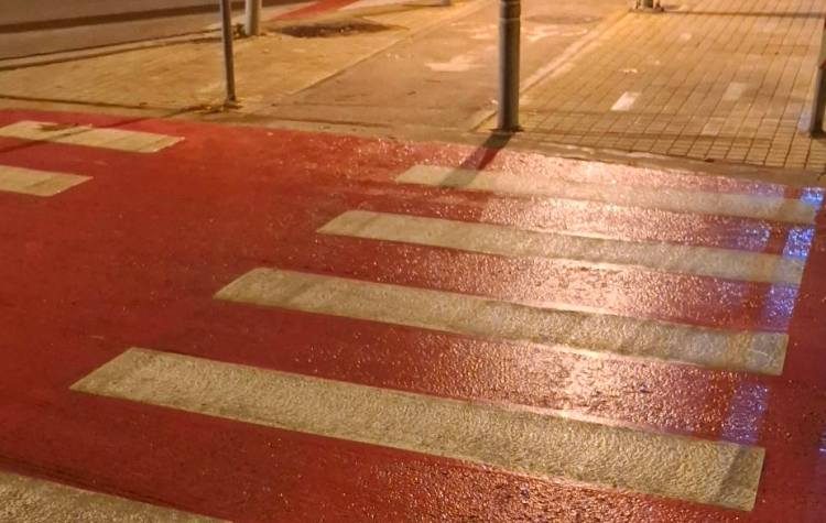 Έγχρωμες διαγραμμίσεις οδών στην Αγία Παρασκευή