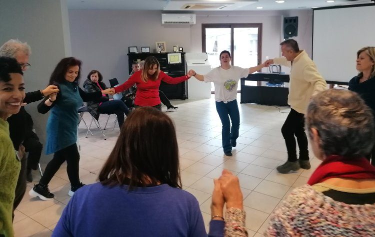 «Δραπέτες της πόλης»: Κοπή πίτας μετά… χορών