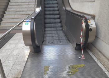 Προβλήματα σε υποδομές του μετρό «Αγία Παρασκευή» – Φωτό της «Α»