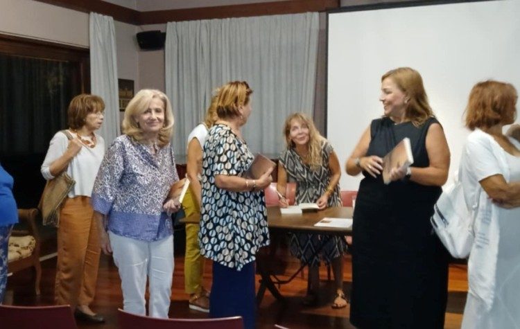 Λέσχη… νέων αναγνώσεων στη Δημοτική Βιβλιοθήκη