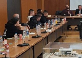 Οι μαθητές τα «είπαν» με τον δήμαρχο για τα προβλήματα στα σχολεία