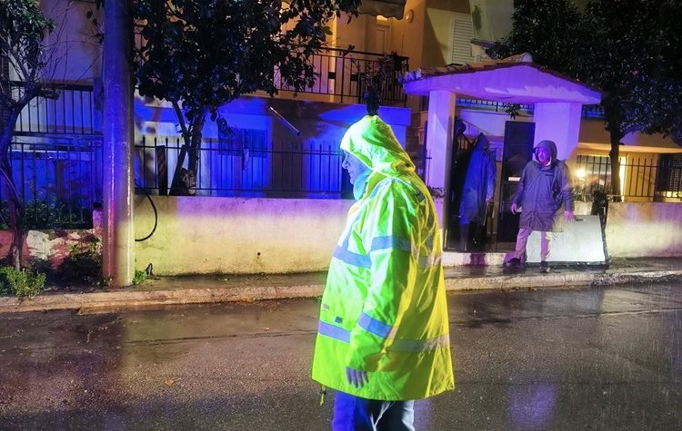 Νέα Φιλαδέλφεια: Πλημμύρισε ο Κηφισός στο ύψος της Κίρκης – Άμεση επέμβαση των υπηρεσιών