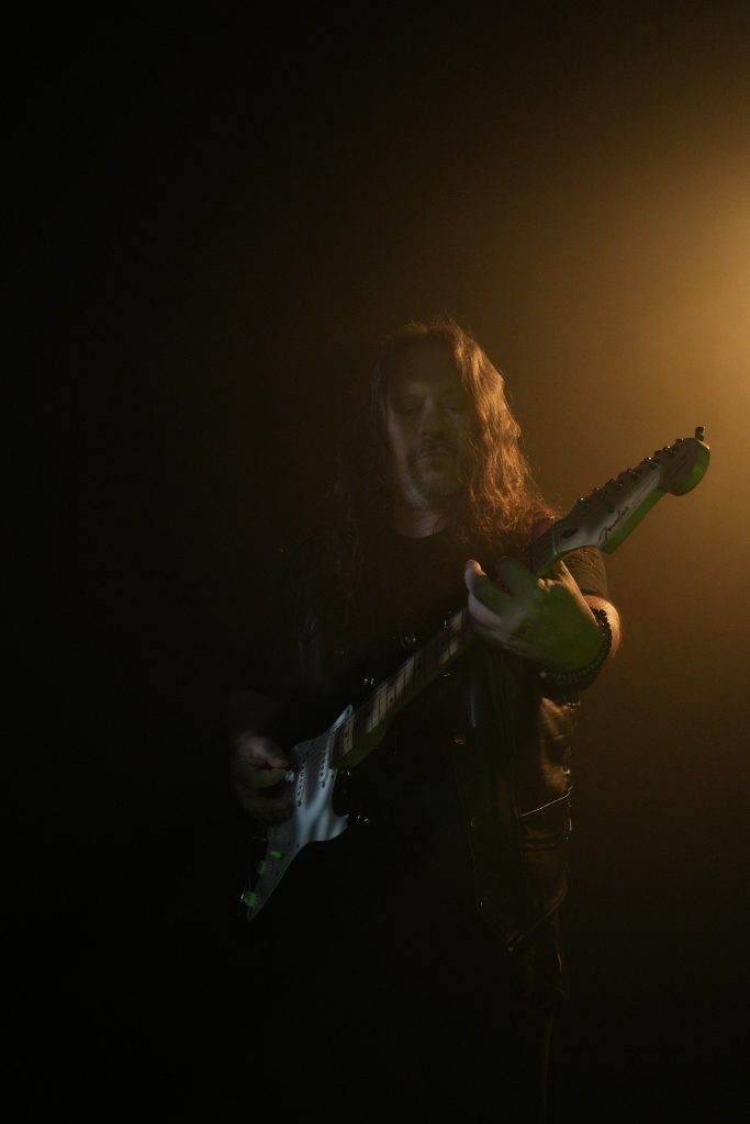 Ο Έλληνας συνθέτης και κιθαρίστας Αντώνης Μιτζέλος