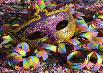 Το Τμήμα Πολιτισμού του Δήμου έχει ετοιμάσει για τις 14 και 15 Φεβρουαρίου ένα Σαββατοκύριακο με παιχνίδια, μουσική, χορό και, φυσικά, μεταμφιέσεις.