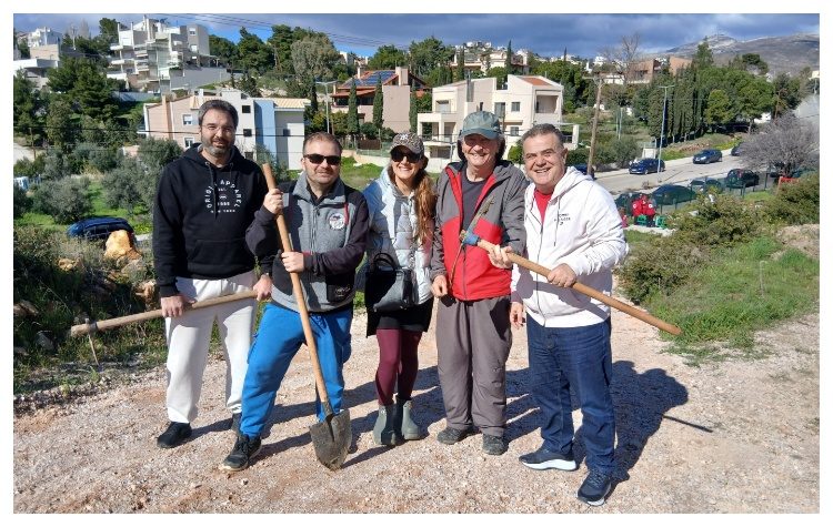 Με πολύ μεγάλη επιτυχία πραγματοποιήθηκε άλλη μία Δράση Εθελοντικής Δενδροφύτευσης, η 2η για τη φυτευτική περίοδο 2026 που διοργάνωσε ο ΣΠΑΠ σε συνεργασία με το «Όλοι Μαζί Μπορούμε» και στο Περιβάλλον και τον Δήμο Παλλήνης στο Πεντελικό Όρος
