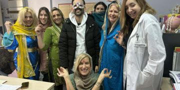 «Ζυμώνω και Αλευρώνω»: Τα παιδιά της Μεταμόρφωσης έφτιαξαν τη δική τους λαγάνα