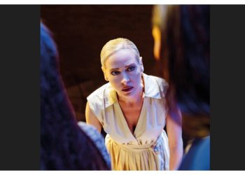 Συνέντευξη της ηθοποιού στην εφημερίδα ΑΜΑΡΥΣΙΑ και στην Κατερίνα Φραγκουλάκη