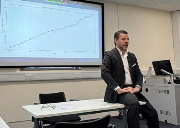 Όμιλος Ιατρικού Αθηνών: Ομιλία του προέδρου Γ. Αποστολόπουλου στο Πανεπιστήμιο του Cambridge