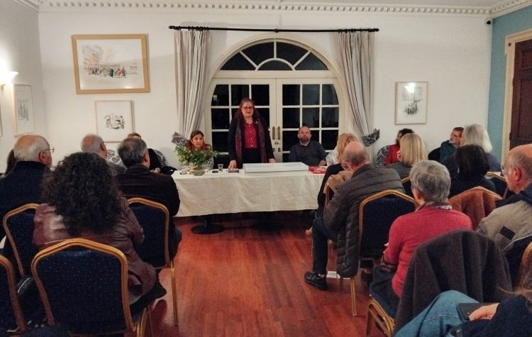 Η κοπή πίτας της παράταξης "Κοινωνία Παρούσα"