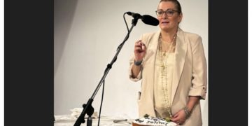 Kοπή της πρωτοχρονιάτικης πίτας του Τμήματος Παιδείας του Δήμου Πεντέλης