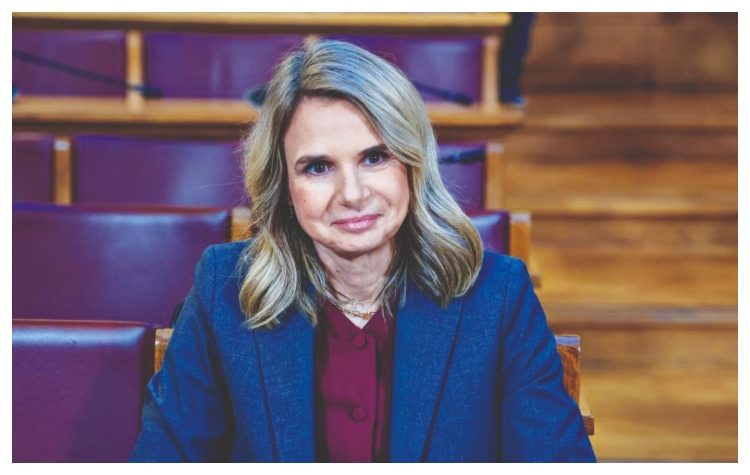 Μιλένα Αποστολάκη - Επίκαιρη ερώτηση