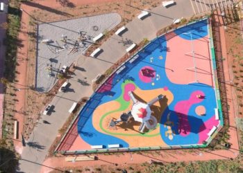 Παραδόθηκε η έβδομη νέα πλατεία και μια καινούρια παιδική χαρά στο Πάτημα Χαλανδρίου