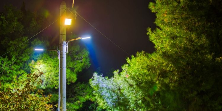 Δήμος Κηφισιάς: Διευκρινίσεις για την πραγματική κατάσταση του δικτύου οδοφωτισμού