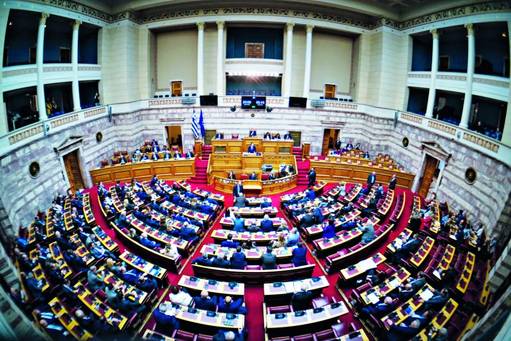 Η πρωτοβουλία Μητσοτάκη για την αναθεώρηση, οι ερμηνείες και οι διαρκείς ζυμώσεις… δεξιότερα και αριστερότερα της Ν.Δ.