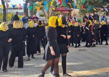 Διήμερο αποκριάτικο κέφι στο Χαλάνδρι (Φωτογραφίες)