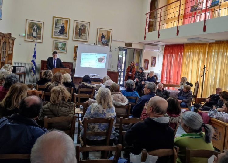 Οφθαλμολογικός έλεγχος σε μέλη ΚΑΠΗ και ωφελούμενους του Κοινωνικού Πολυϊατρείου Αμαρουσίου