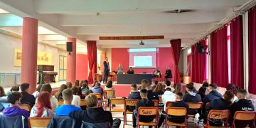 Πιλοτική ενημέρωση σε Λύκεια του Δήμου Αμαρουσίου για Σεξουαλικώς Μεταδιδόμενα Νοσήματα και Αντισύλληψη