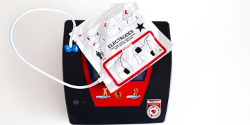 Μεταμόρφωση: 15 νέοι απινιδωτές σε αθλητικές και δημοτικές δομές