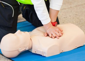 Σεμινάριο Α’ Βοηθειών στο Συνεδριακό Κέντρο Μεταμόρφωσης