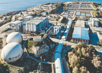 Χύνονται 300 εκατ. κ.μ. νερού στον Σαρωνικό!