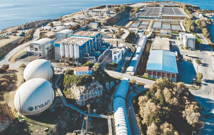 Χύνονται 300 εκατ. κ.μ. νερού στον Σαρωνικό!