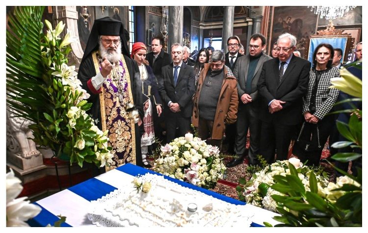 Παρόντος του δημάρχου το ετήσιο μνημόσυνο του συλλόγου Αθμονέων για τους πεσόντες Μαρουσιώτες του 1821