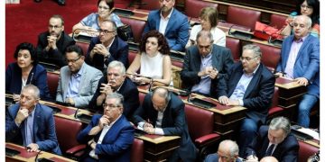 Ερώτηση ΚΚΕ προς ΥΠΕΣ για «μη χορήγηση αποζημίωσης γάλακτος στους Τ.Ε. Παιδαγωγούς και Μηχανικούς στο Δήμο Αμαρουσίου»