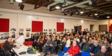 Μ. Χαραλαμπίδης: Επίκαιρη παρουσίαση βιβλίου στο Συνεδριακό Κέντρο του Δήμου