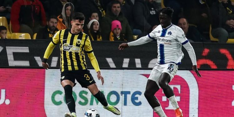 Super League: Οριστικά στα πλέι-άουτ η Κηφισιά μετά την ήττα από την ΑΕΚ