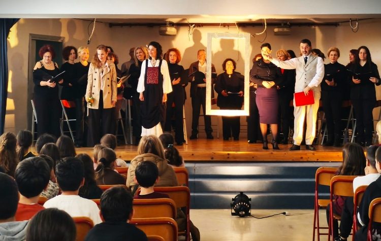 Οι μαθητές γνώρισαν τη Μαυρογένους, την Κάλλας και τη Μερκούρη μέσα από το θέατρο